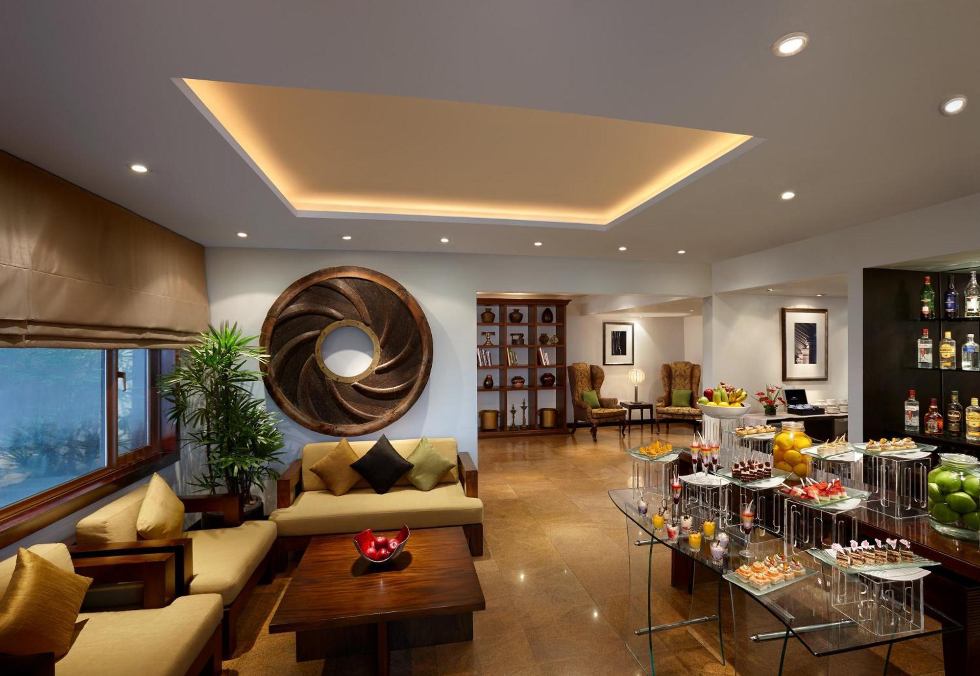Cinnamon Lakeside Colombo Ngoại thất bức ảnh The Club Lounge at the Taj Mahal Palace, Mumbai