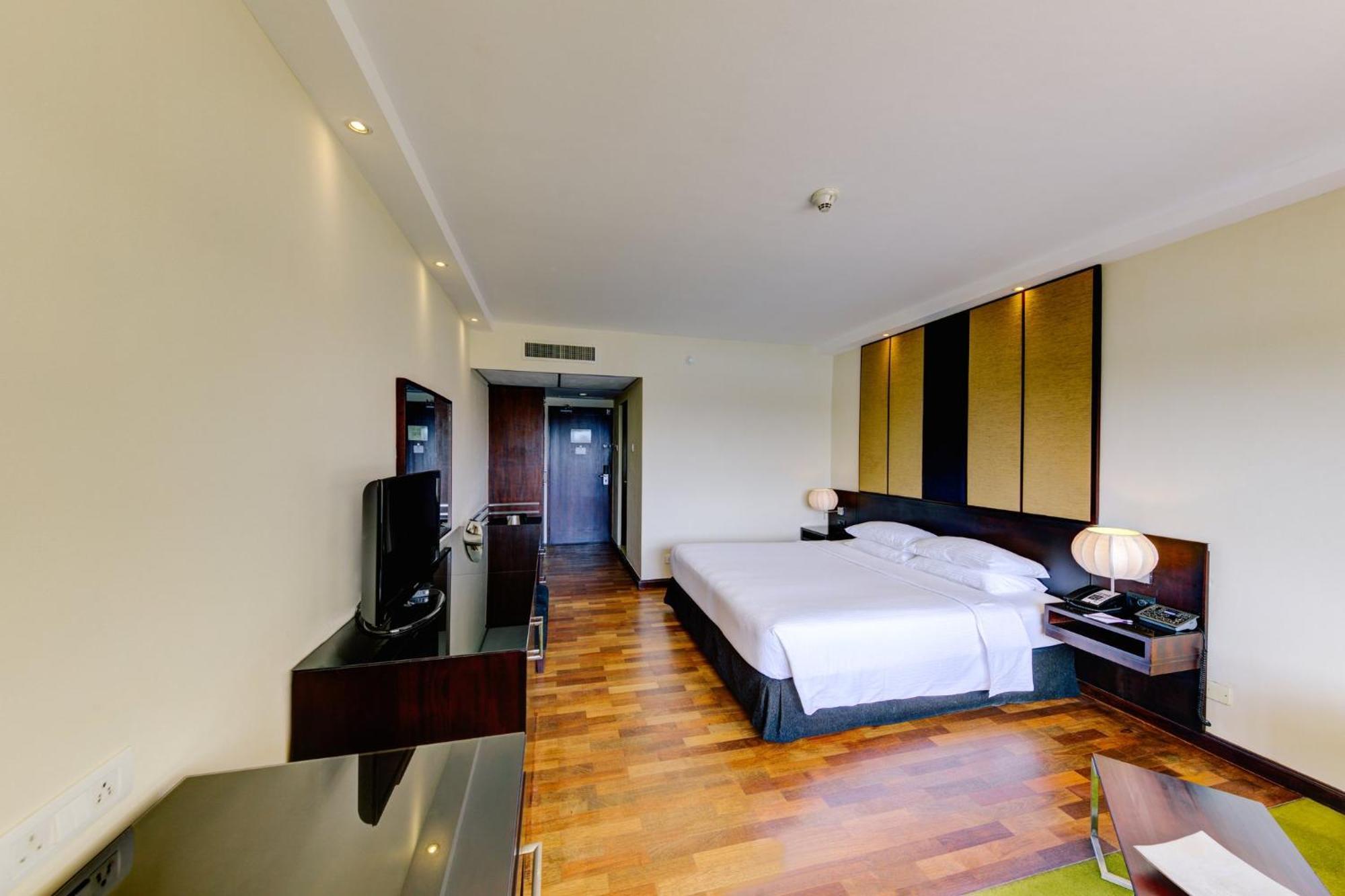 Cinnamon Lakeside Colombo Ngoại thất bức ảnh Deluxe room