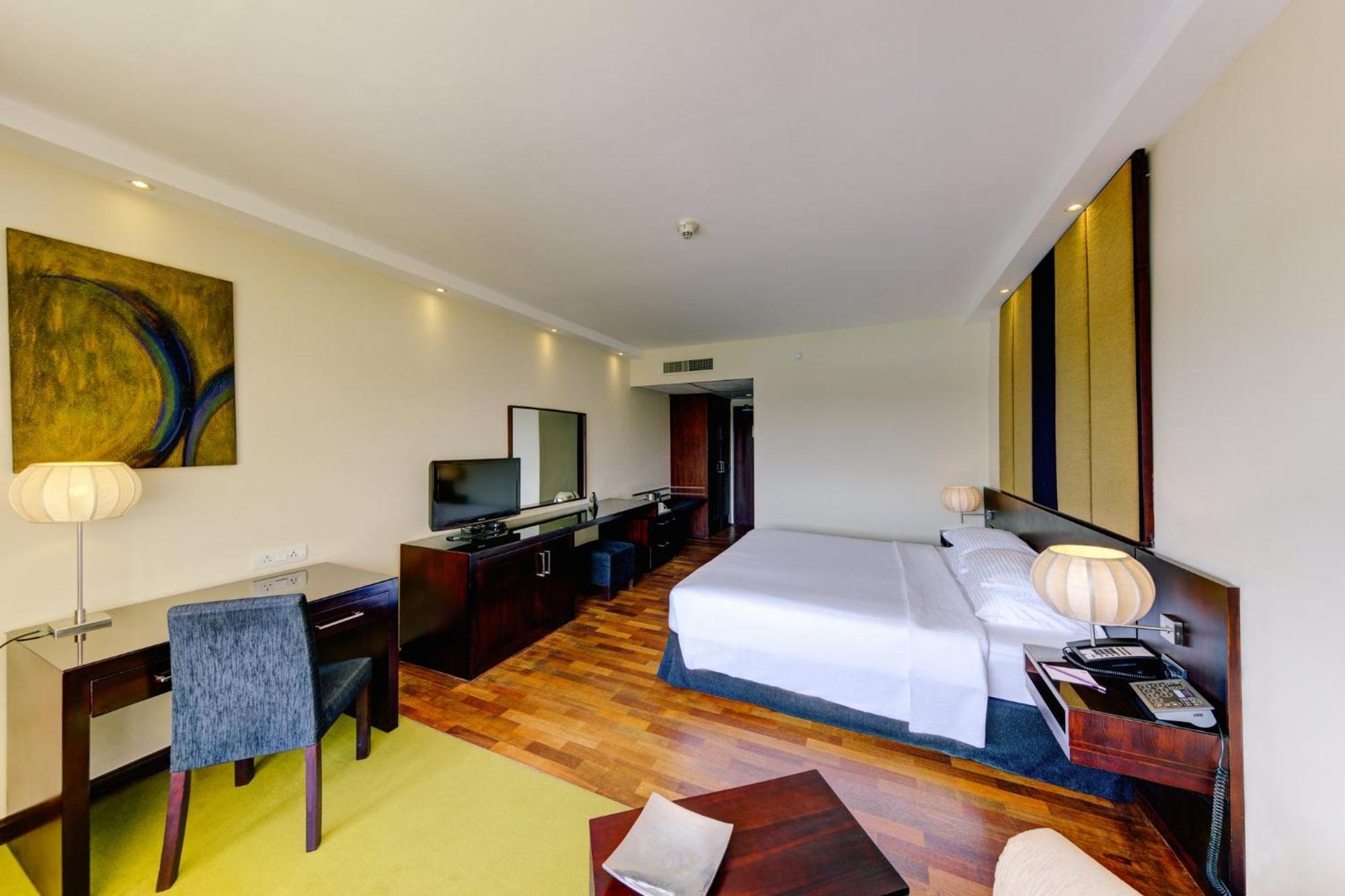 Cinnamon Lakeside Colombo Ngoại thất bức ảnh Deluxe Room